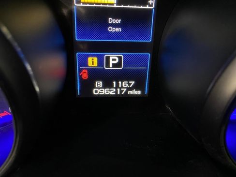 Used 2016 Subaru Legacy 2.5i Limited AWD/4WD image 11
