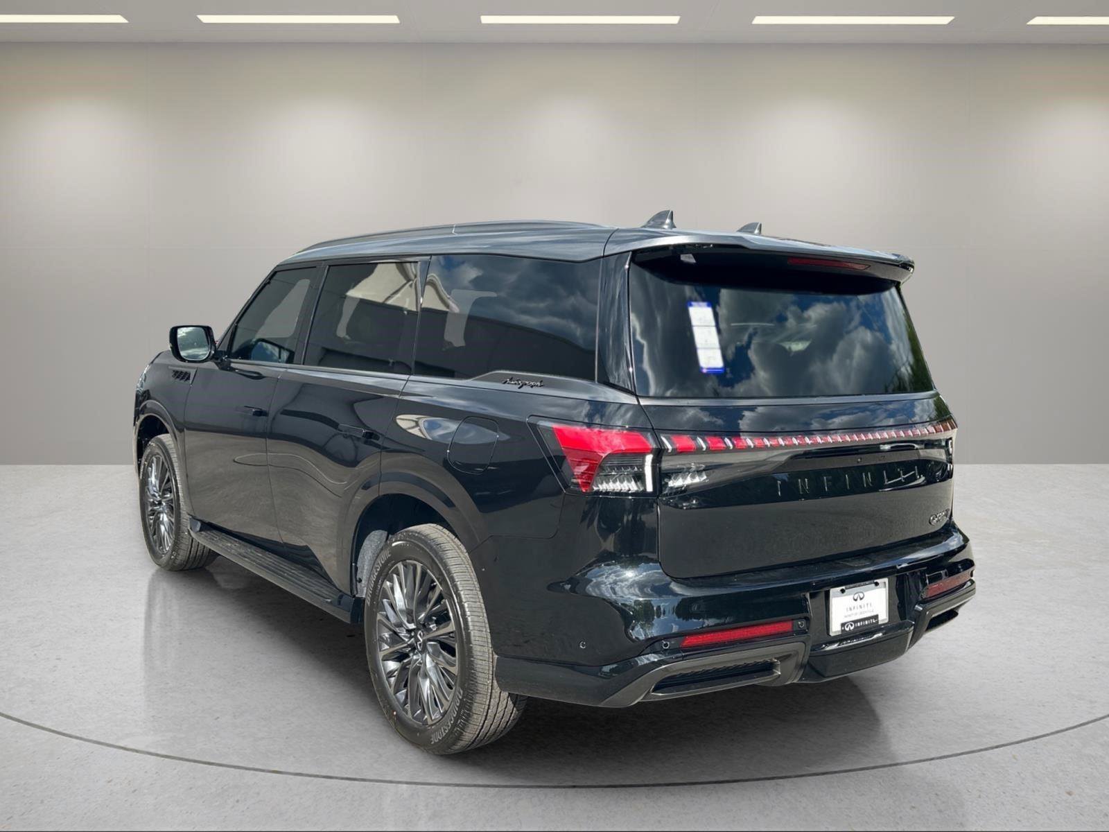 New 2026 INFINITI QX80 Autograph AWD/4WD image 3