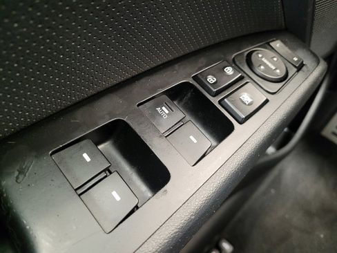 Used 2018 Hyundai Elantra Sport w/ Cargo Package FWD image 27