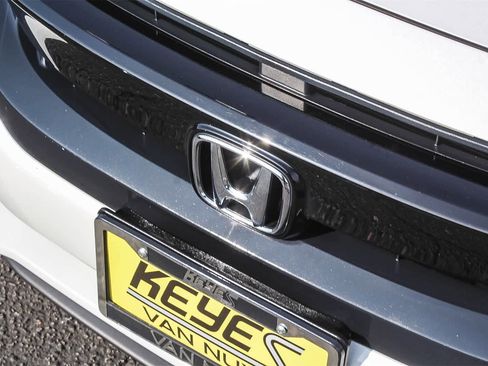 Used 2020 Honda Civic EX image 16