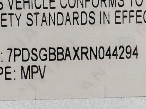 Used 2024 Rivian R1S Adventure AWD/4WD image 32