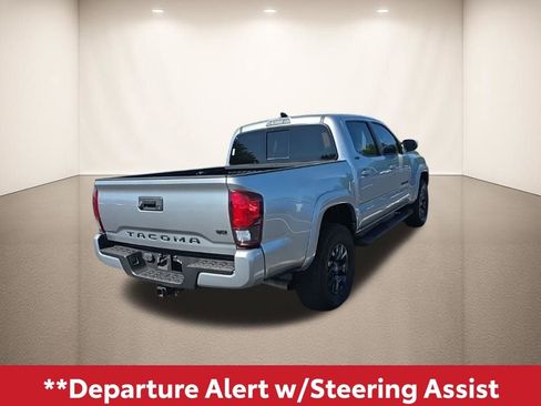Used 2022 Toyota Tacoma SR5 w/ Technology Package image 6
