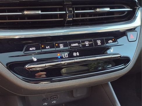Used 2025 Buick Envista Avenir FWD image 8