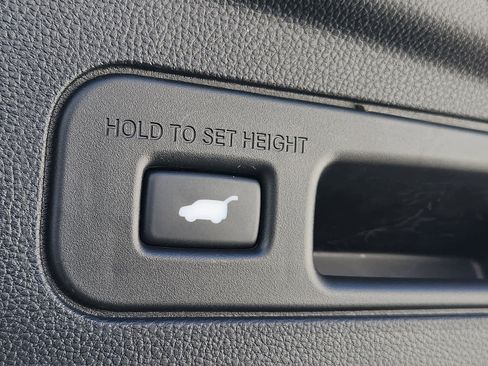 Certified 2025 Acura MDX w/Technology Package image 30