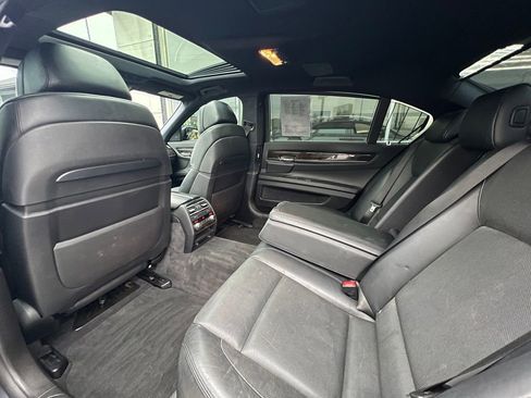 Used 2012 BMW 750Li image 17