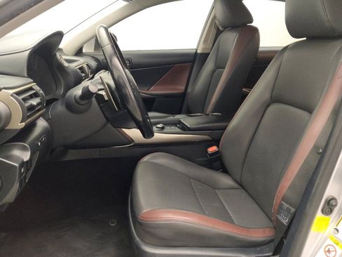 Used 2017 Lexus IS 200t RWD image 17