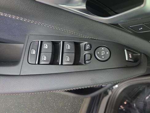 Used 2026 BMW X5 xDrive50e w/ M Sport Package AWD/4WD image 31