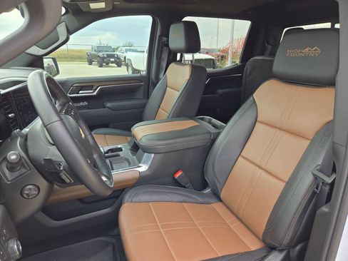 Used 2026 Chevrolet Silverado 1500 High Country image 10
