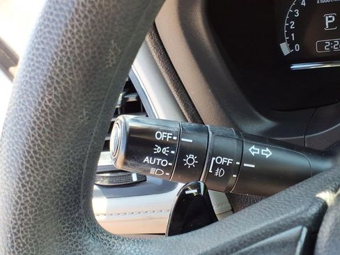 Used 2021 Honda HR-V EX image 19