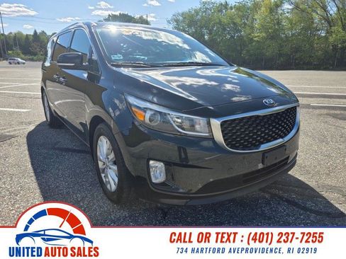 Used 2017 Kia Sedona EX FWD image 7