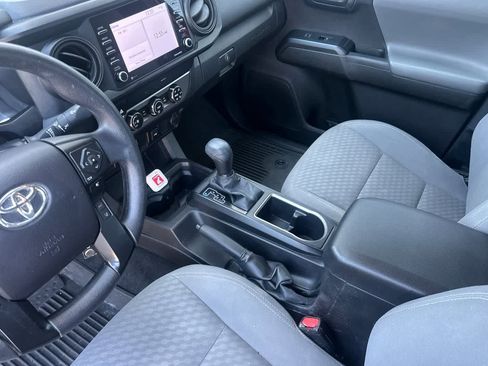 Used 2022 Toyota Tacoma SR w/ SR Convenience Package AWD/4WD image 11