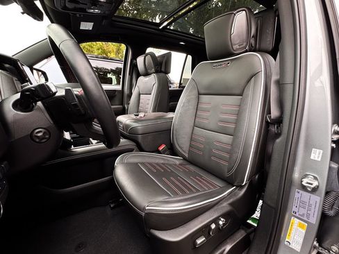Used 2025 GMC Yukon AT4 Ultimate w/ LPO, Floor Liner Package AWD/4WD image 9