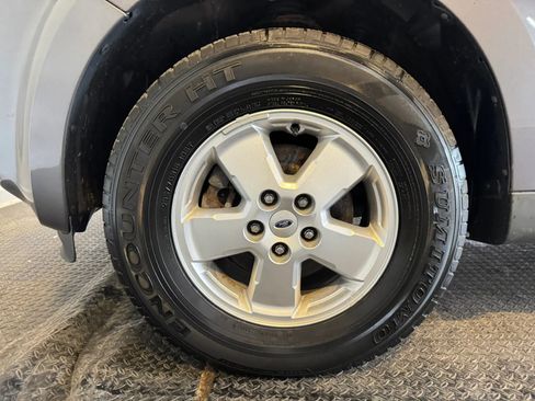 Used 2011 Ford Escape XLT FWD image 28