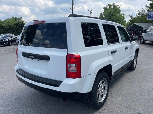 Used 2012 Jeep Patriot Sport image 6