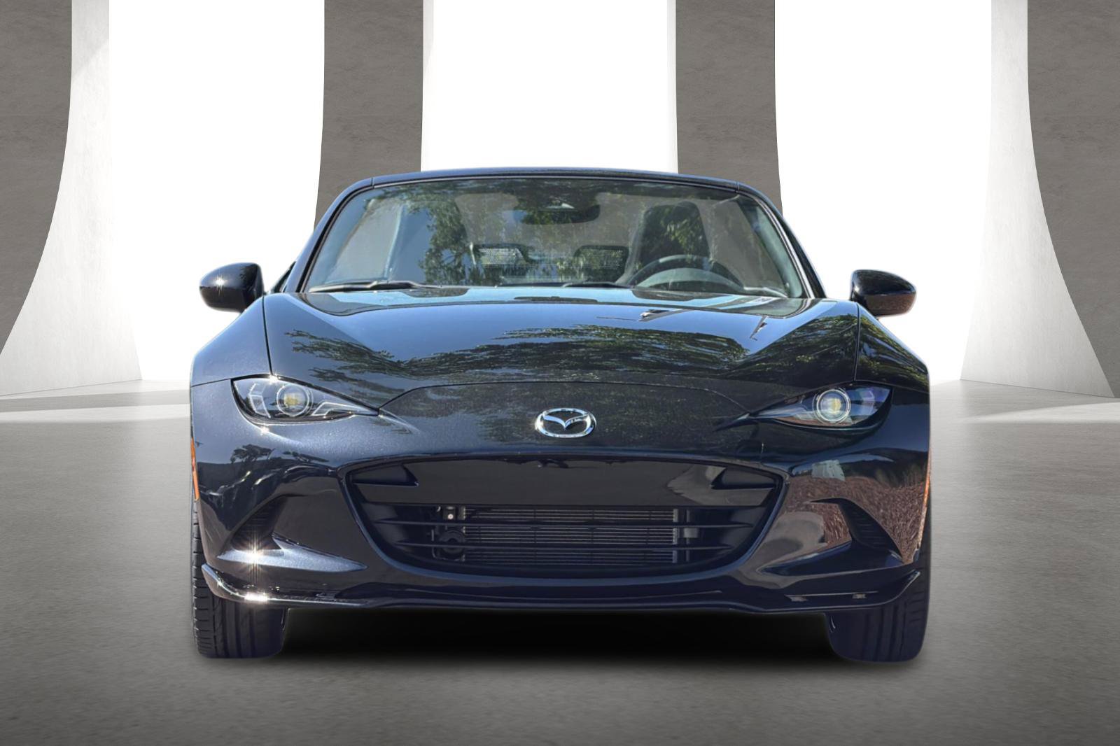 New 2026 MAZDA MX-5 Miata Club w/ Interior Package RWD image 9