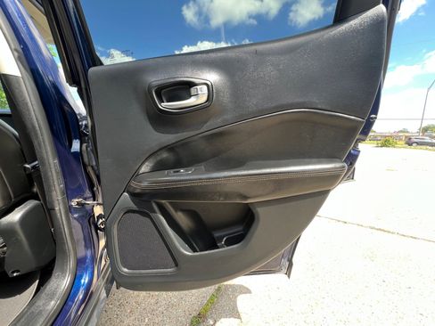 Used 2021 Jeep Compass Limited FWD image 18