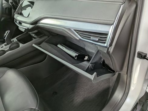 Certified 2023 Cadillac XT4 Premium Luxury w/ Cold Weather Package image 35