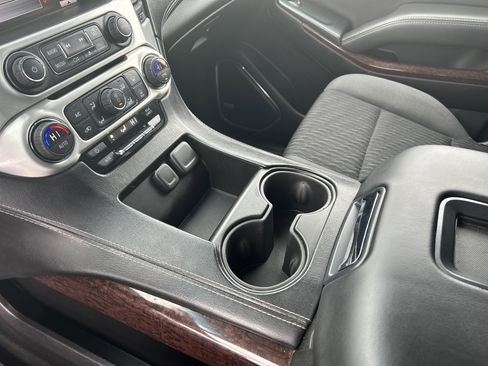 Used 2015 GMC Yukon XL SLE image 23