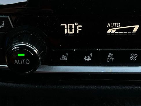 Used 2019 BMW 640i Gran Turismo xDrive w/ Luxury Seating Package image 39