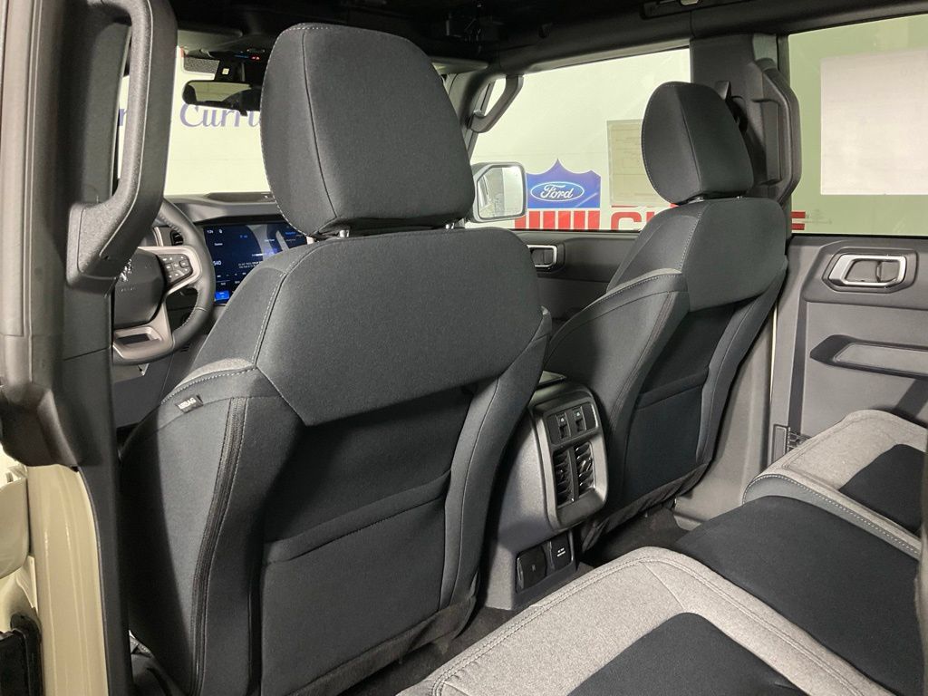 New 2026 Ford Bronco Big Bend AWD/4WD image 15