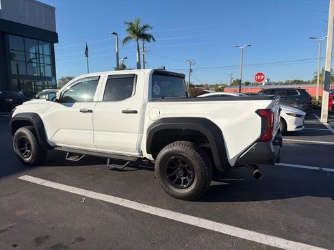 Used 2024 Toyota Tacoma SR image 13