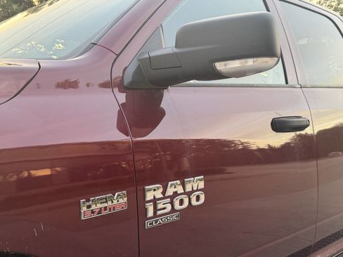 Used 2023 RAM 1500 Classic SLT w/ Electronics Convenience Group AWD/4WD image 30