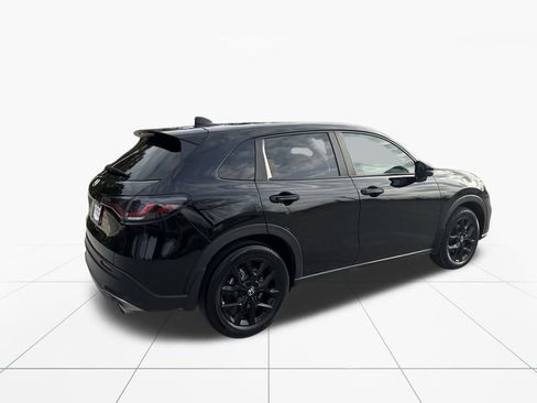 Used 2023 Honda HR-V Sport image 9