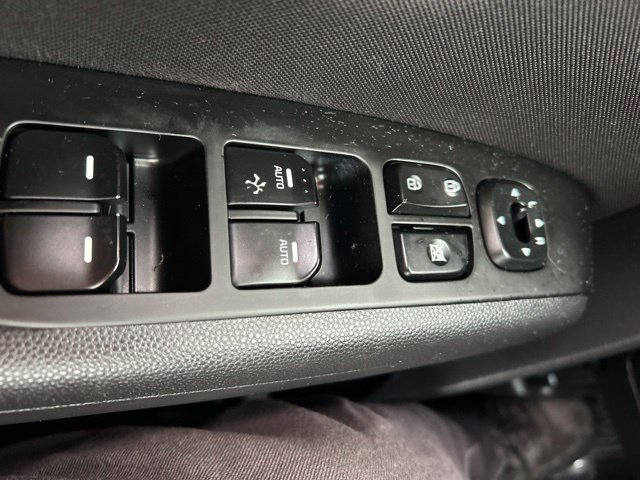 Used 2016 Kia Soul + w/ Designer's Package FWD image 24