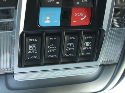 New 2027 RAM 1500 Laramie AWD/4WD image 53