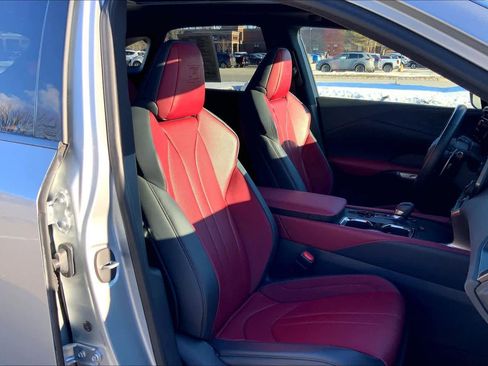 Used 2024 Lexus RX 500h F Sport image 8