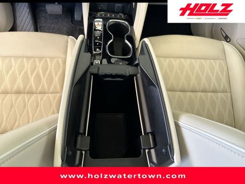 Certified 2023 Buick Envision Avenir AWD/4WD image 23