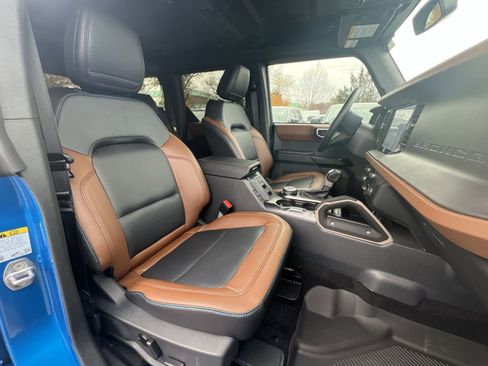 New 2024 Ford Bronco Outer Banks w/ Sasquatch Package image 26