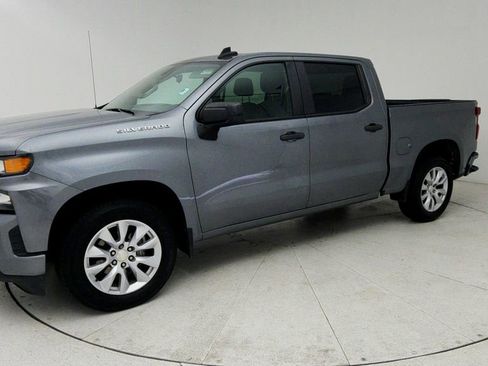 Used 2021 Chevrolet Silverado 1500 Custom image 4