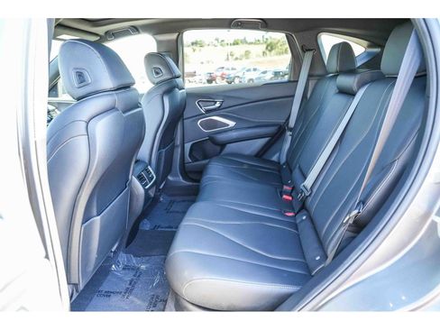 Used 2025 Acura RDX SH-AWD image 18