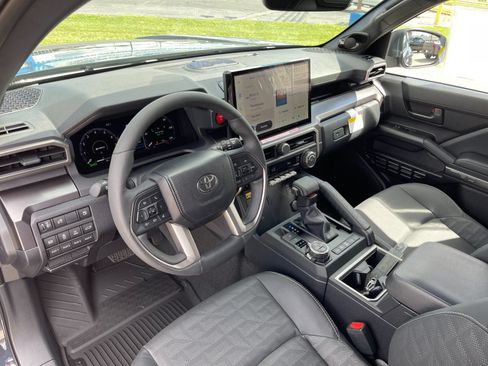 New 2026 Toyota 4Runner TRD Off-Road Premium AWD/4WD image 10