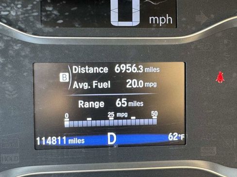 Used 2016 Honda Pilot Touring image 37