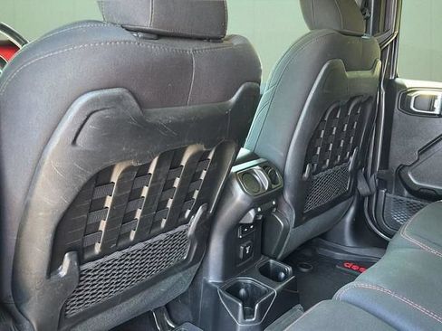 Used 2020 Jeep Wrangler Unlimited Rubicon w/ LED Lighting Group AWD/4WD image 26