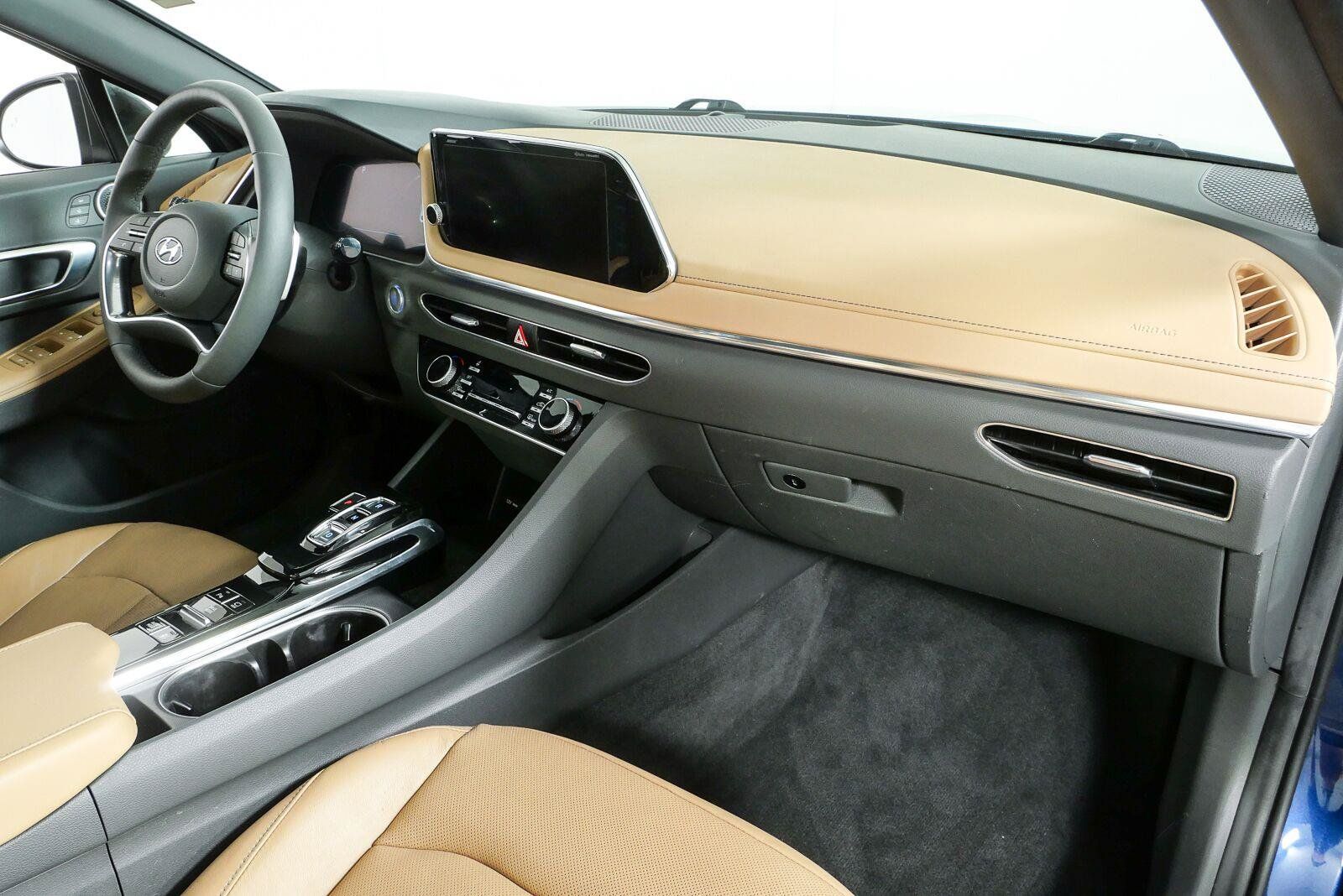 Used 2021 Hyundai Sonata Limited w/ Cargo Package FWD image 25