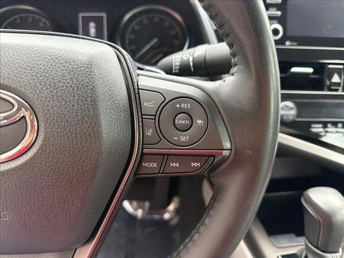 Used 2023 Toyota Camry SE FWD image 16