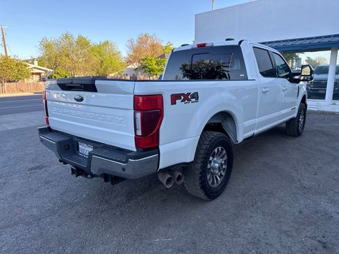 Used 2022 Ford F250 Lariat w/ Lariat Ultimate Package image 5