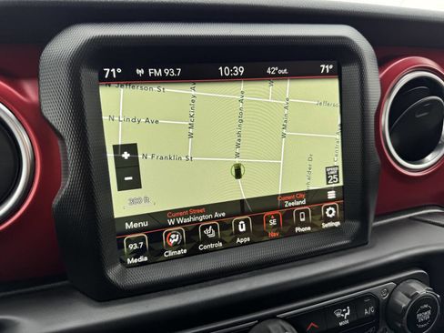 Used 2023 Jeep Wrangler Unlimited Rubicon w/ LED Lighting Group image 12