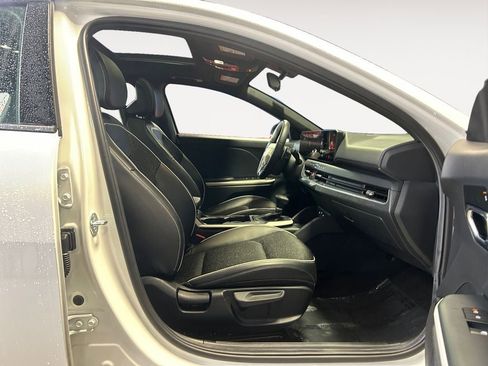 Used 2025 Kia K4 GT-Line Turbo w/ GT-Line Sunroof Package FWD image 11