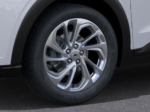 New 2027 Chevrolet Bolt LT image 9