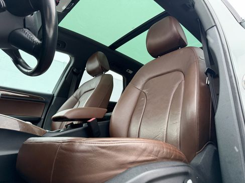 Used 2017 Audi Q5 2.0T Premium Plus w/ Technology Package image 11