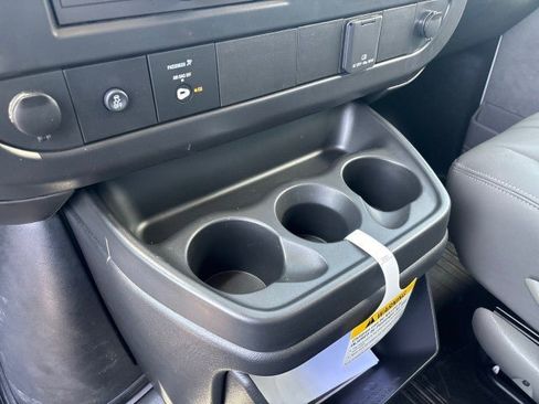 New 2026 GMC Savana 2500 RWD image 22