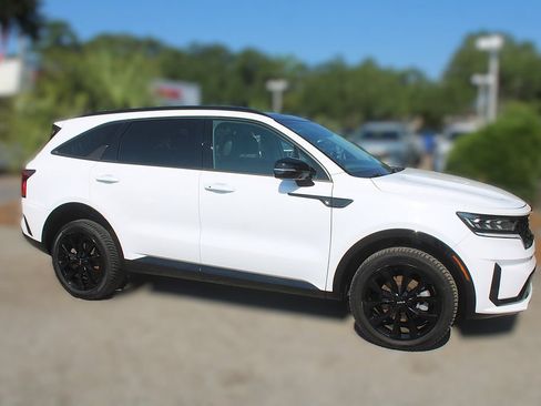 Certified 2022 Kia Sorento SX AWD/4WD image 4