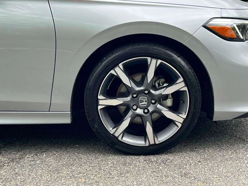 Used 2025 Honda Civic Sport Touring image 8