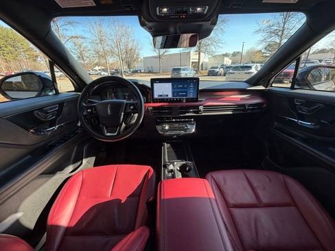 Certified 2023 Lincoln Corsair Reserve w/ Equipment Group 201A image 10