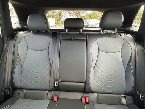 New 2026 Volkswagen Tiguan SE R-Line image 14