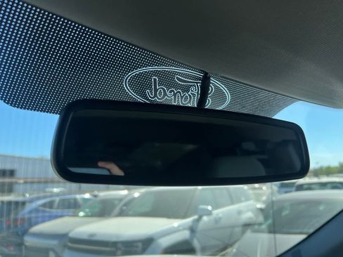 Used 2018 Ford F150 XL w/ Equipment Group 101A Mid RWD image 25